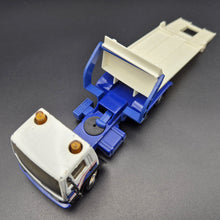 Load image into Gallery viewer, Matchbox 1987 Leyland Car Recovery Truck K-104 White/Blue Super Kings
