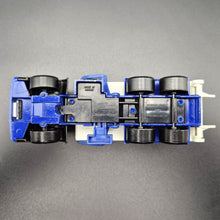 Load image into Gallery viewer, Matchbox 1987 Leyland Car Recovery Truck K-104 White/Blue Super Kings
