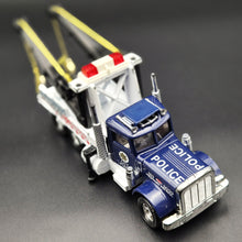 Load image into Gallery viewer, Matchbox 1986 Peterbilt Wrecker Truck K-121 Dark Blue Super Kings
