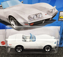 Load image into Gallery viewer, Hot Wheels 2024 &#39;72 Stingray Convertible White #47 Factory Fresh 5/10 New
