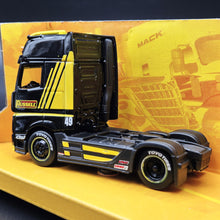 Load image into Gallery viewer, Maisto 2020 Mercedes-Benz Actros 1851 Truck Black 1:64 Maisto Design Custom Rigs Diecast
