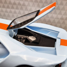 Load image into Gallery viewer, Bburago 2019 Ford GT Gulf Blue 1:32 Die Cast Car
