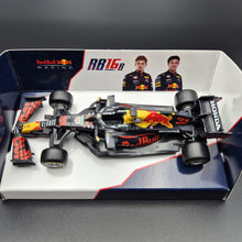 Load image into Gallery viewer, Bburago 2021 Red Bull Honda Racing Formula 1 RB16B Max Verstappen #33 1:43

