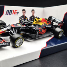 Load image into Gallery viewer, Bburago 2021 Red Bull Honda Racing Formula 1 RB16B Max Verstappen #33 1:43
