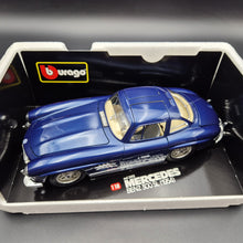 Load image into Gallery viewer, Bburago Mercedes-Benz 300 SL (1954) Gullwing Blue #3013 1:18 Die Cast Car
