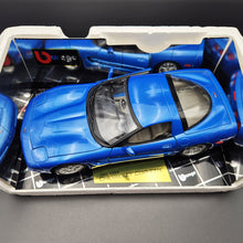 Load image into Gallery viewer, Bburago 1997 Chevrolet Corvette Blue #3356 1:18 Gold Collection Die Cast Car
