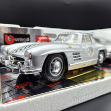 Load image into Gallery viewer, Bburago Mercedes-Benz 300 SL (1954) Gullwing Silver #3213 1000 Miglia 1:18 Die Cast Car
