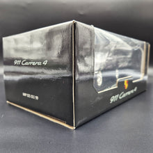 Load image into Gallery viewer, Bburago 1997 Porsche 911 Carrera 4 Dark Purple 1:18 Die Cast Car
