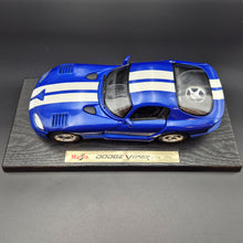 Load image into Gallery viewer, Maisto 1996 Dodge Viper GTS Coupe Blue #31832 1:18 Special Edition Die Cast Car
