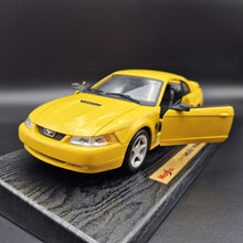 Load image into Gallery viewer, Maisto 1999 Mustang GT Yellow #31860 1:18 Special Edition Die Cast Car
