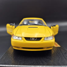 Load image into Gallery viewer, Maisto 1999 Mustang GT Yellow #31860 1:18 Special Edition Die Cast Car
