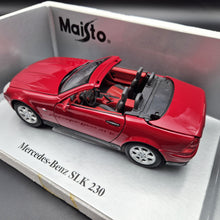 Load image into Gallery viewer, Maisto 1996 Mercedes-Benz SLK 230 Cabriolet Red #31838 1:18 Die Cast Car
