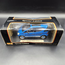 Load image into Gallery viewer, Maisto 1997 Mercedes-Benz A-Class Blue #31841 1:18 Die Cast Car
