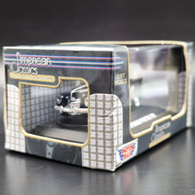 Load image into Gallery viewer, Motormax 1940 Ford Pick Up American Classics Premium Collection 1:87 Model
