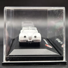 Load image into Gallery viewer, Model Power Minis 1948 Jaguar XK 120 White #19446 1:87 Model
