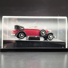 Load image into Gallery viewer, Ricko Maybach DS8 Zeppelin Red #38048 1:87 HO Scale Model