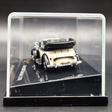 Load image into Gallery viewer, Ricko 1939 Horch 930V Cabriolet Black/Cream #38652 1:87 HO Scale Model
