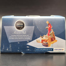 Load image into Gallery viewer, Oxford Diecast Ford Cortina Mk1 Lagoon/White 76COR1007 1:76 Model
