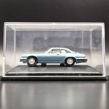 Load image into Gallery viewer, Oxford Diecast Jaguar XJS Arctic Blue 73XJS004 1:76 Model
