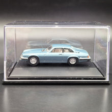 Load image into Gallery viewer, Oxford Diecast Jaguar XJS Arctic Blue 73XJS004 1:76 Model
