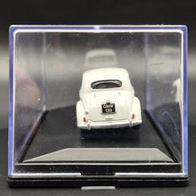 Load image into Gallery viewer, Oxford Diecast Worseley 6/80 White 76WOL003 1:76 Model
