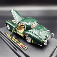 Load image into Gallery viewer, Bburago Jaguar XK120 Coupe (1948) Green #1508 1:24 Die Cast Car
