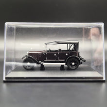 Load image into Gallery viewer, Oxford Diecast Austin Heavy Twelve Maroon AHT002 1:43 Model
