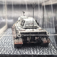 Load image into Gallery viewer, 1944 German Reich Tiger II Sd.Kfz.182 Heavy Tank 1:72 Die Cast Tank - Budapest
