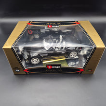 Load image into Gallery viewer, Bburago BMW M Roadster 1996 Black #3359 1:18 Gold Collection Die Cast Car
