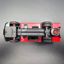 Load image into Gallery viewer, Vanguards 1950 Commer QX Boxback Truck Shell Electrical Oil #VA28000 1:64 1950-60&#39;s Classic Vehicles
