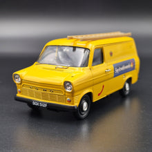 Load image into Gallery viewer, Vanguards 1965 Ford Transit Mk1 Van Telecommunications Set #VA06604 1:43 Limited Edition
