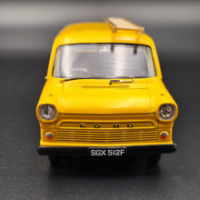 Load image into Gallery viewer, Vanguards 1965 Ford Transit Mk1 Van Telecommunications Set #VA06604 1:43 Limited Edition
