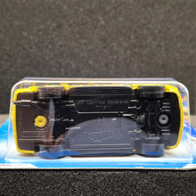 Load image into Gallery viewer, Hot Wheels 2010 '07 Cadillac Escalade Yellow #117 HW City Works 1/10 New Long Card