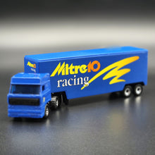Load image into Gallery viewer, Matchbox 1993 DAF 3300 Spacecab Racing Transporter with Reynard Formula 3000 Car Mitre 10 Racing Team CY-24