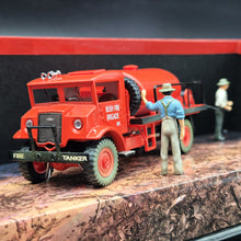 Load image into Gallery viewer, Trax - Trux 1940’s Chevrolet Blitz Wagon – Fire Fighting Tanker #F0F1 1:50 Die Cast Model/Diorama Gift Box