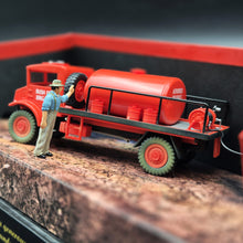 Load image into Gallery viewer, Trax - Trux 1940’s Chevrolet Blitz Wagon – Fire Fighting Tanker #F0F1 1:50 Die Cast Model/Diorama Gift Box