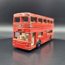 Load image into Gallery viewer, Matchbox 1972 The Londoner Bus #MB17 Red Matchbox 1-75 Superfast
