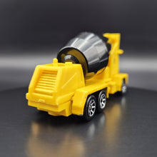 Load image into Gallery viewer, Hot Wheels 1996 Oshkosh Cement Mixer Truck Yellow #269 1996 Hot Wheels Series