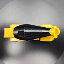 Load image into Gallery viewer, Hot Wheels 1996 Oshkosh Cement Mixer Truck Yellow #269 1996 Hot Wheels Series