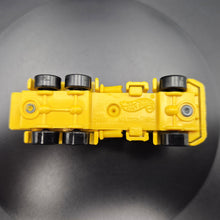 Load image into Gallery viewer, Hot Wheels 1996 Oshkosh Cement Mixer Truck Yellow #269 1996 Hot Wheels Series