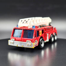 Load image into Gallery viewer, Matchbox 1990 Fire Engine (1976 Oshkosh L Series Fire Truck) Red #MB18 1-75 Series
