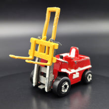 Load image into Gallery viewer, Matchbox 1976 Fork Lift Truck Red MB15 Superfast 1-75 Series
