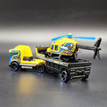 Load image into Gallery viewer, Hot Wheels 2013 Copter Chase Transporter &amp; Propper Chopper - Truck &amp; Helicopter Trackin&#39; Trucks
