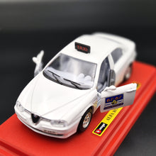 Load image into Gallery viewer, Bburago 2002 Alfa Romeo 156 Taxi White #0122 1:24 Super Car Collection Diecast
