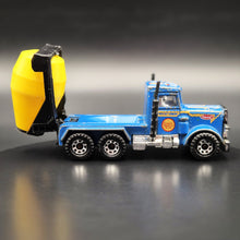 Load image into Gallery viewer, Matchbox 1985 Peterbilt Cement Mixer Truck Blue MB19 1-75 Series