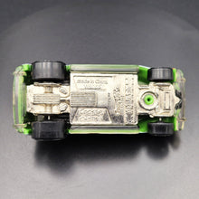 Load image into Gallery viewer, Hot Wheels 2009 Cockney Cab II Green #112 HW City Works 6/10