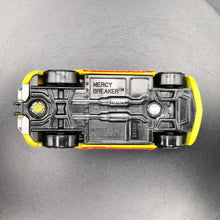Load image into Gallery viewer, Hot Wheels 2011 Mercy Breaker Yellow Super 6-Lane Raceway Exclusive Car