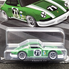 Load image into Gallery viewer, Hot Wheels 2024 1971 Porsche 911 Green Vintage Racing Club Series 5/6 New Long Card