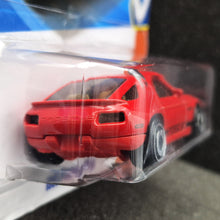 Load image into Gallery viewer, Hot Wheels 2025 1983 Porsche 928S Red #250 Muscle Mania 10/10 New Long Card