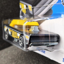 Load image into Gallery viewer, Hot Wheels 2025 Small Bloc Black #7 HW Metro 2/5 New